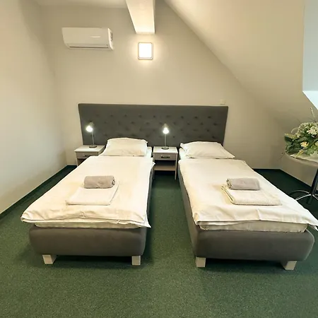 Arkadia 3* Klecza Gorna